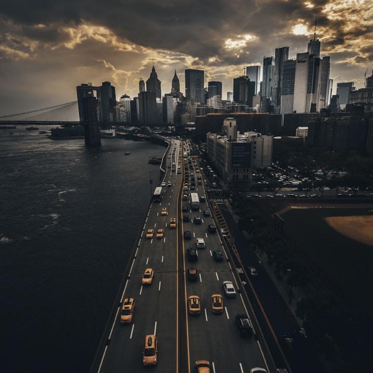 Emma Johnson - Expat family life guide in United States